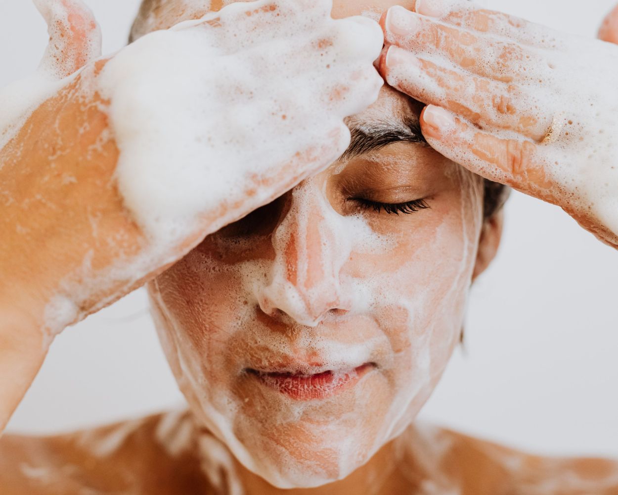 Benefits Of Facial Cleansing